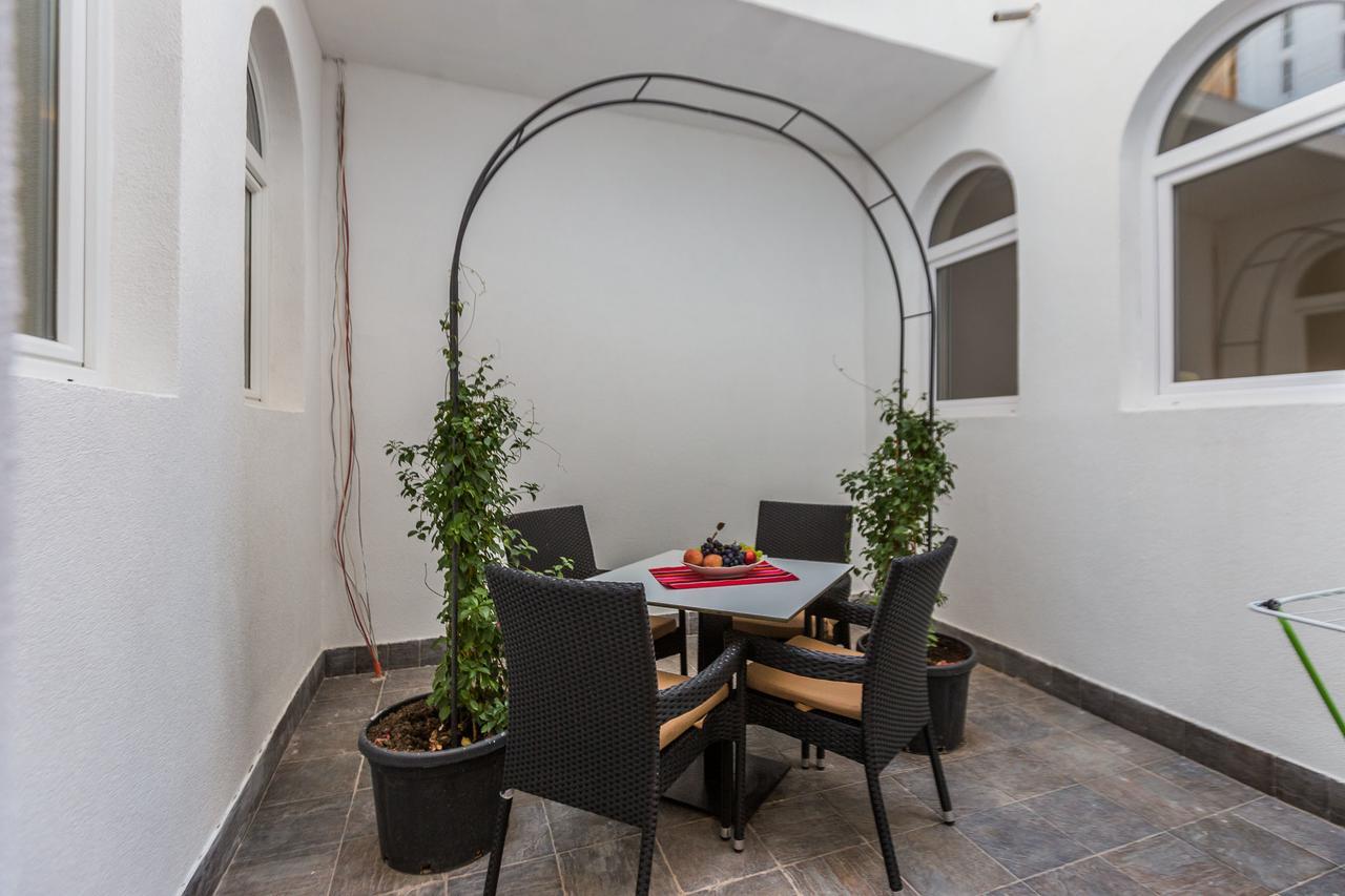 Villa Ljubica Pakoštane Exterior foto